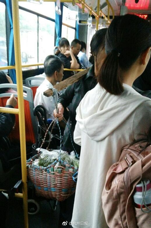 妈咪色情