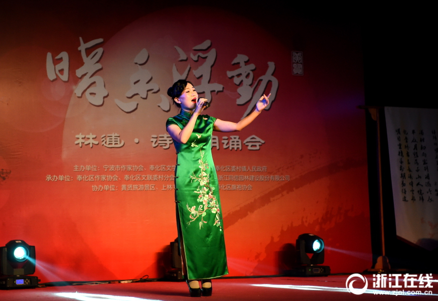 粉嫩小泬23P