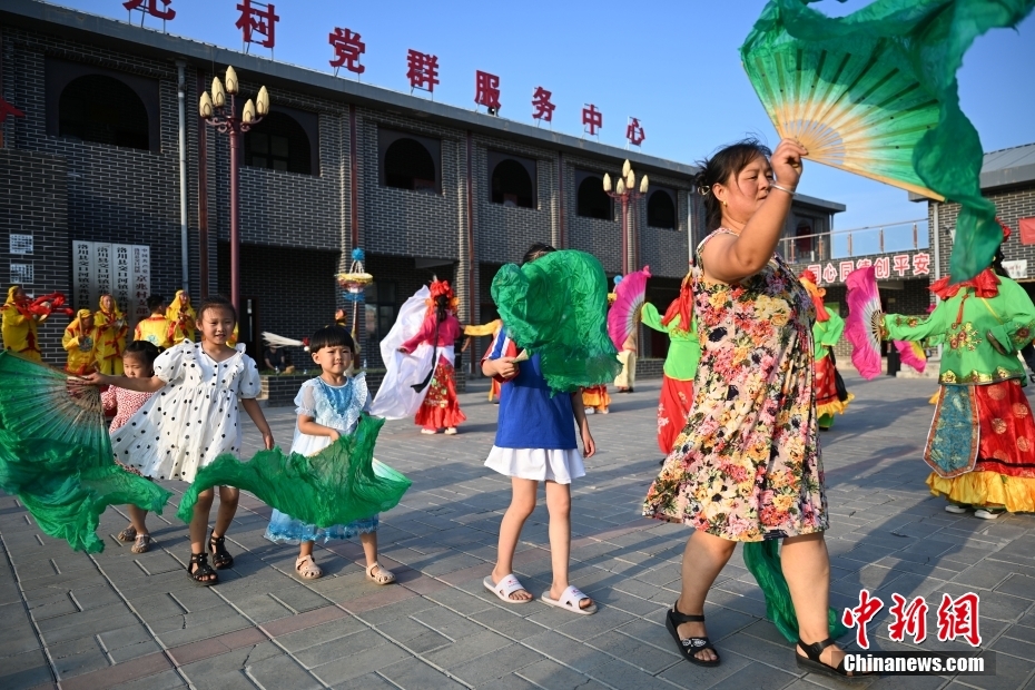国产真人实拍女处实破