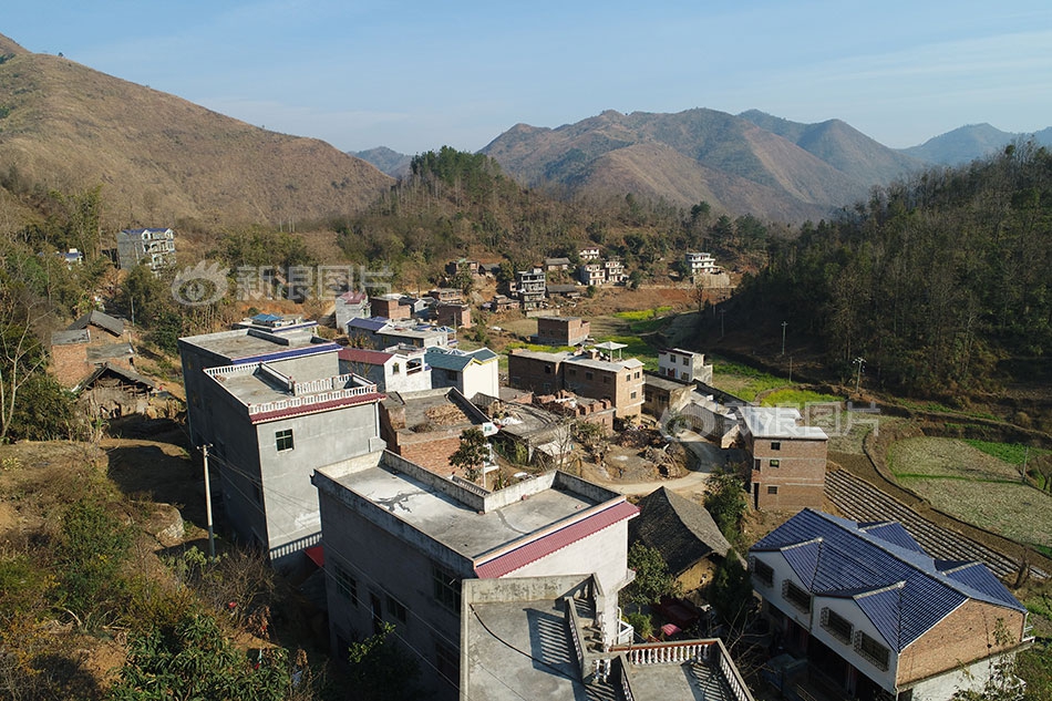 紫云村人口_钱东紫云村地图