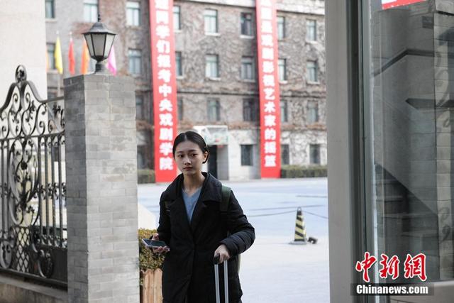 欧美古装一级特黄大片