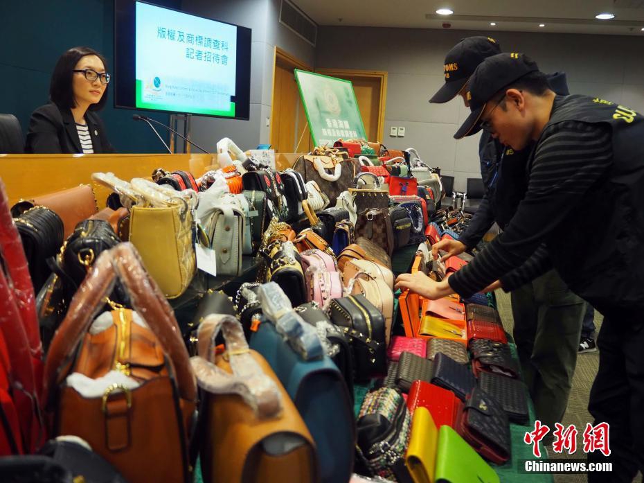 英里华与沙耶香动漫之旅
