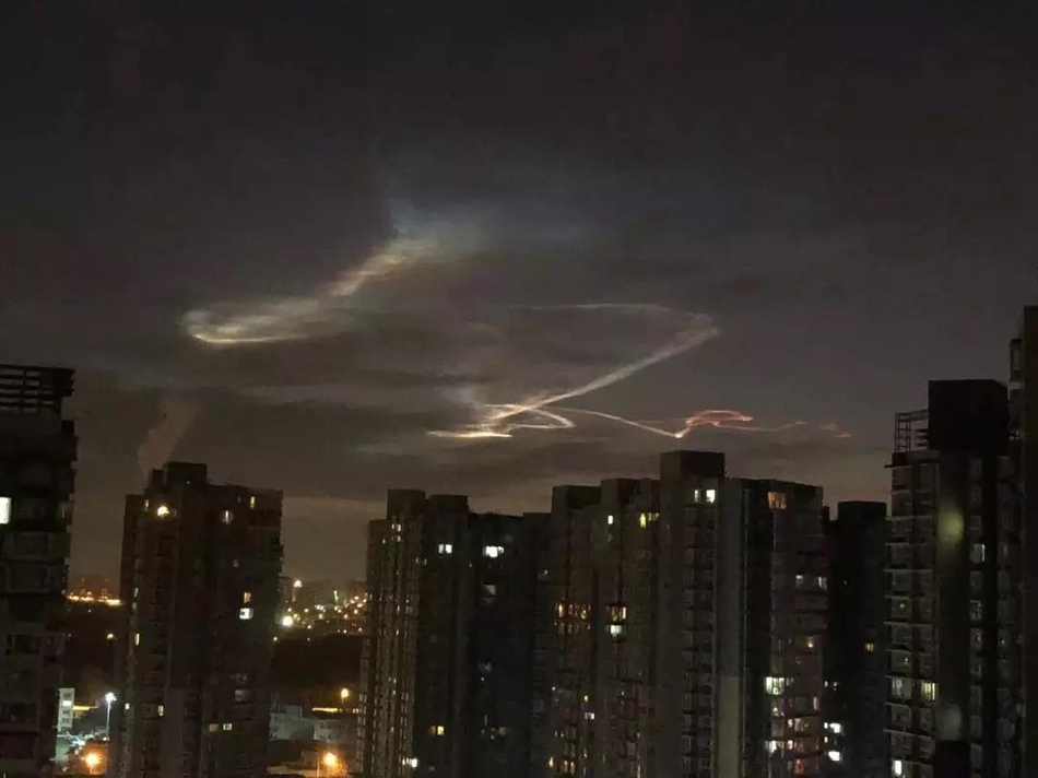 裸模精品在线播放