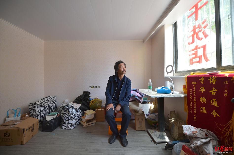 日老女人逼乱伦日屁眼
