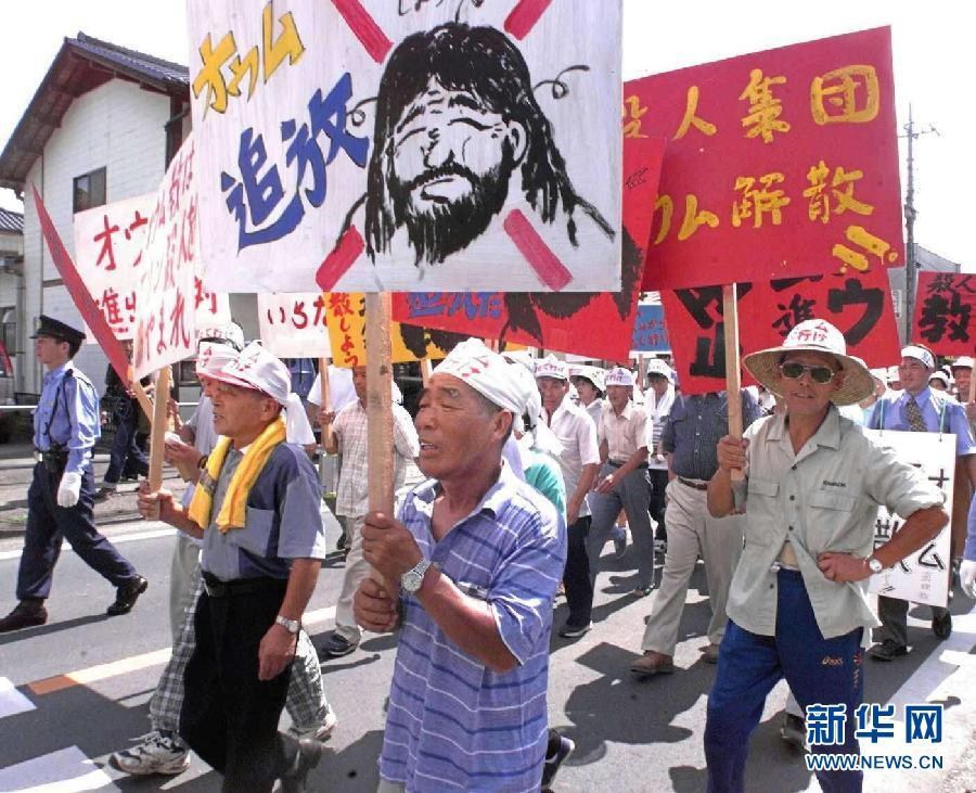 家庭乱伦群交电影
