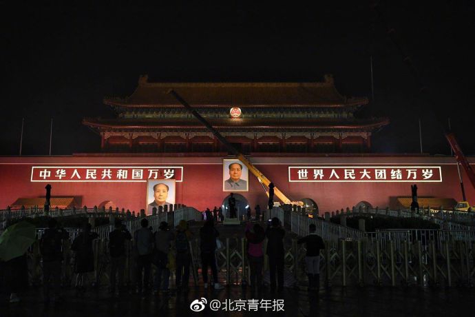 学雷锋在行动 志愿服务“赶大集”