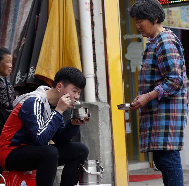 啪啪人妻系列人妻系列