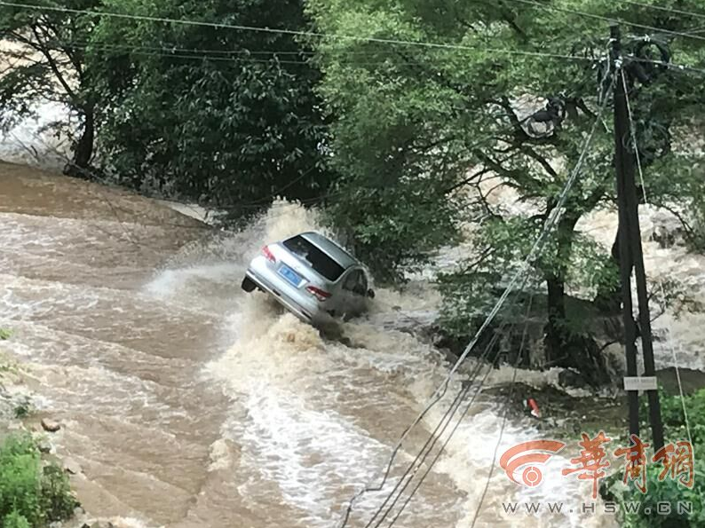 汤普森将接受MRI检查 预计不会缺席第三场总决赛