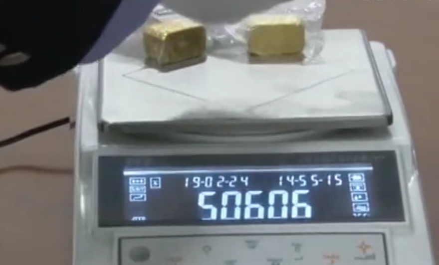 18禁黄网站免费观看在线