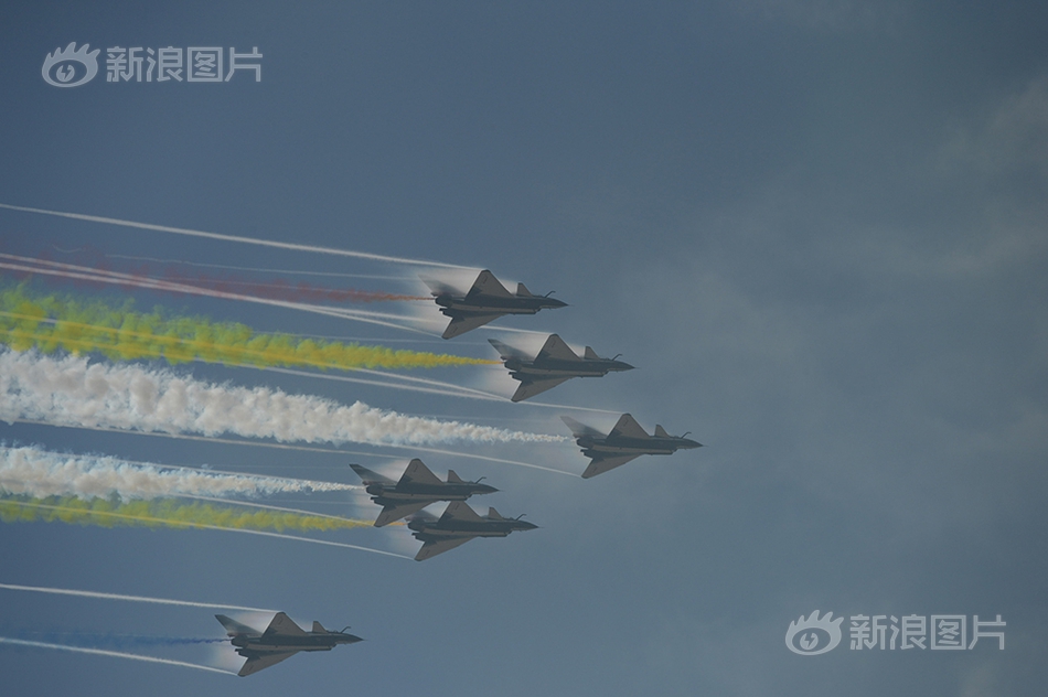 国产精品秘 一区二区入口九绯色