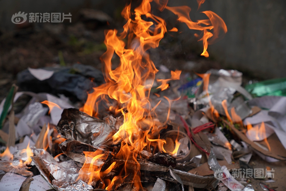 台湾性生活黄色A级片