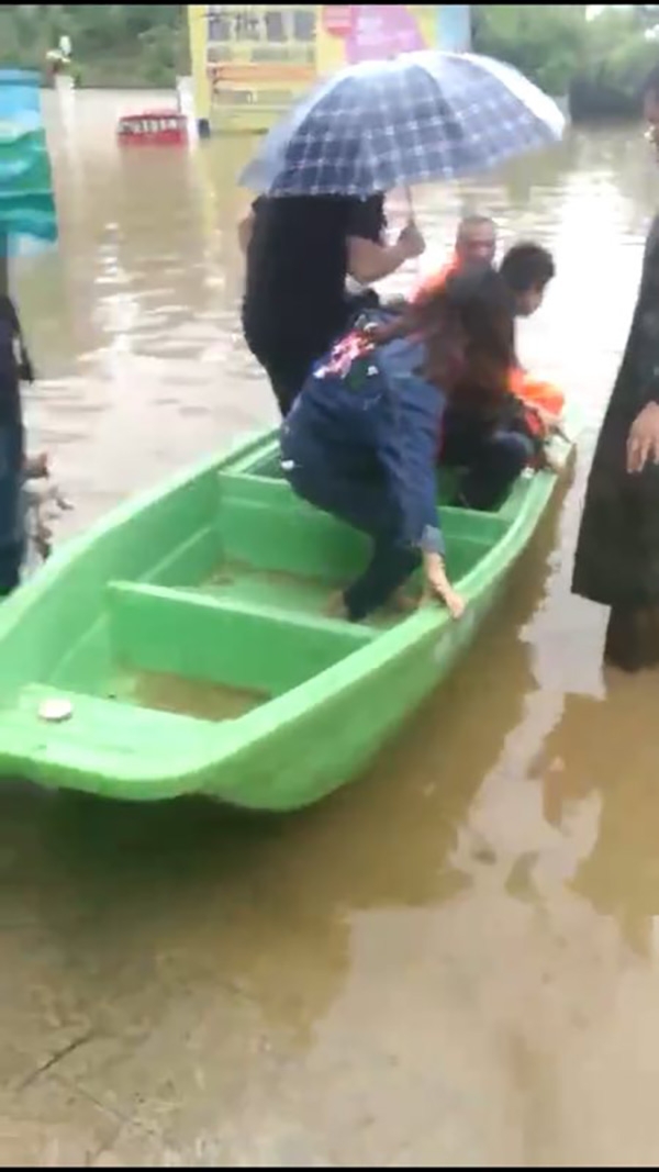 手机免费黄色网站在线观看