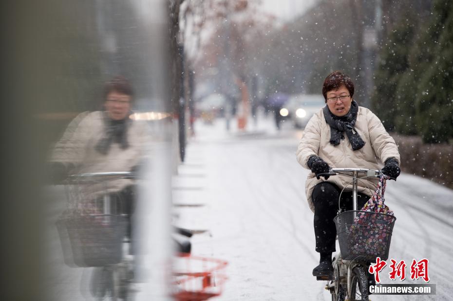 帅即是正义 《冰封之刃》酷炫时装大盘点[多图]