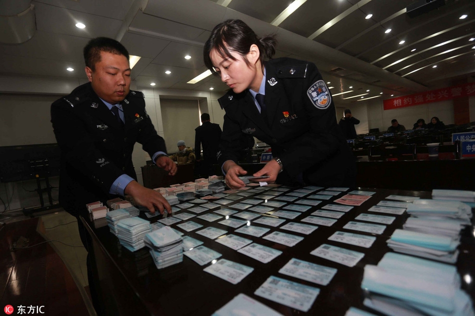 四个黑人玩一个中国人456