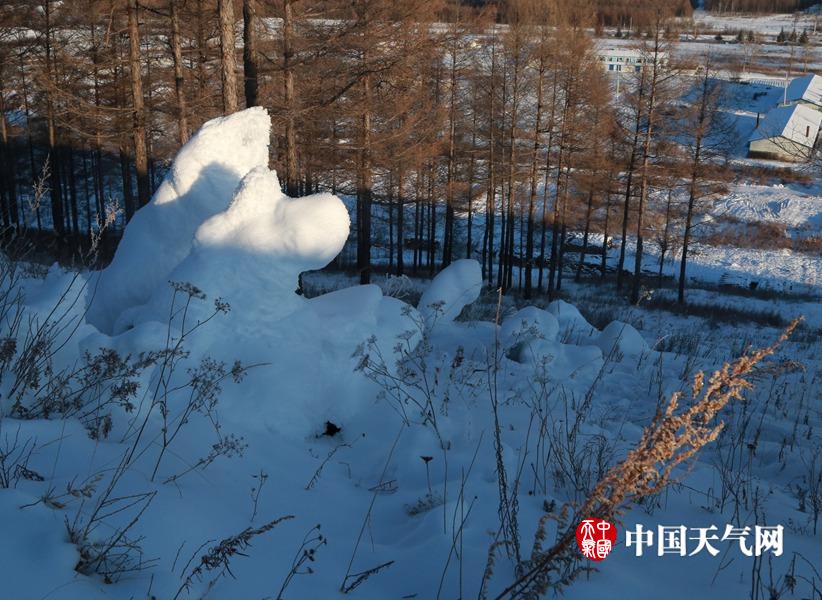 公交车上拨开奶罩揉吮