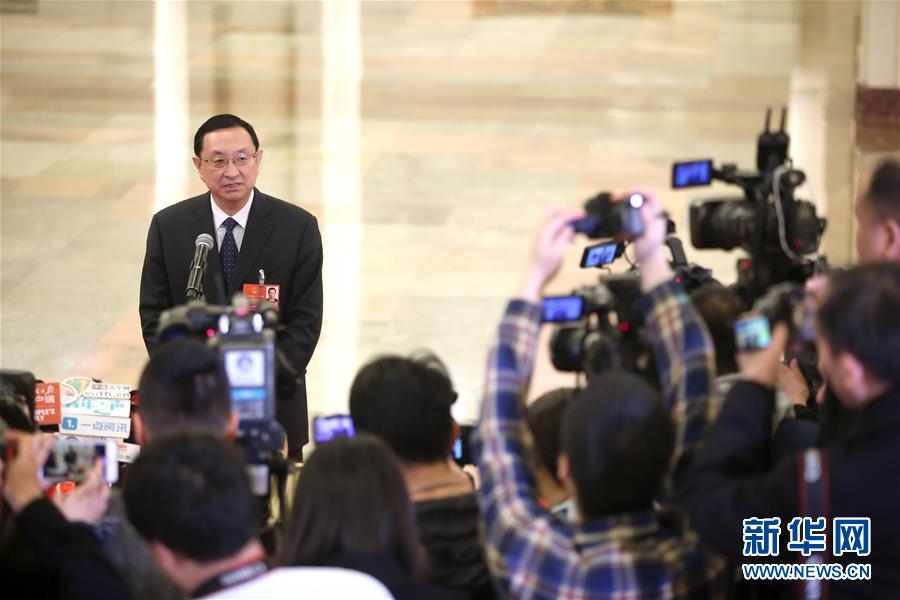 歌唱胎教和音乐胎教有什么区别，孕妈妈该怎么选择？