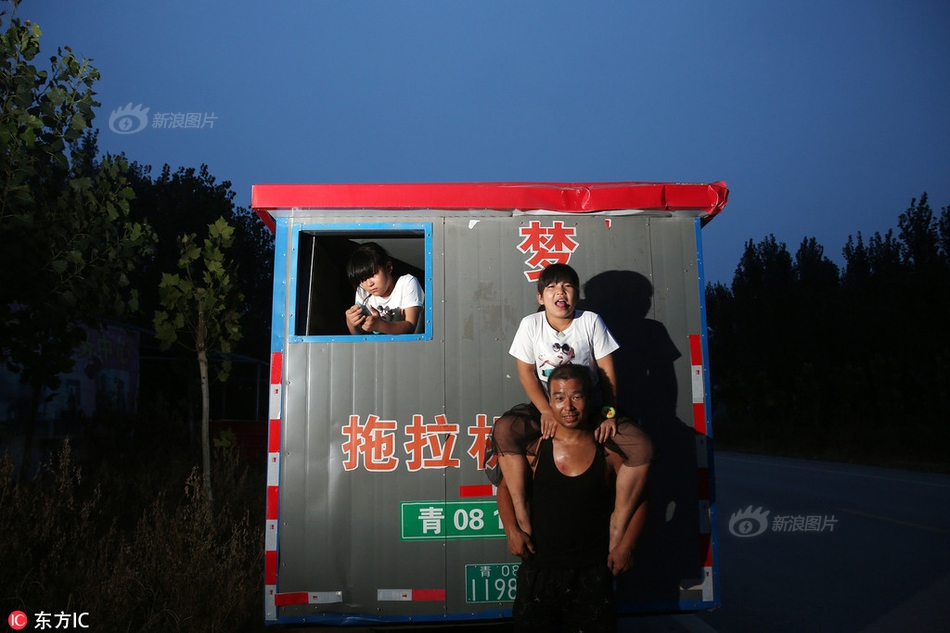 校花扒开 让我   图片