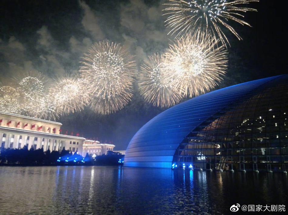 四虎黄色影院
