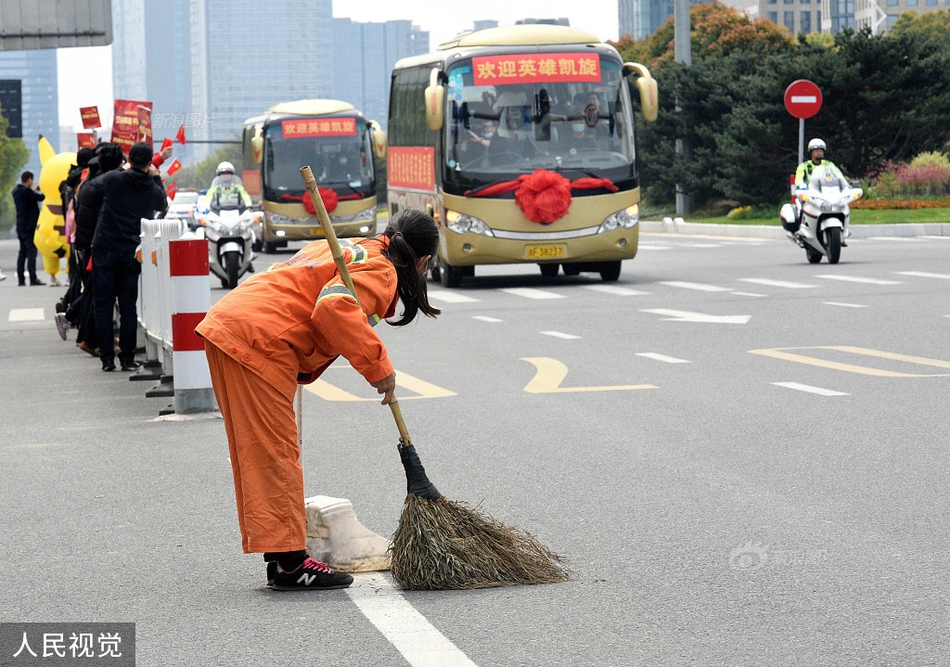 媒體人：滄州雄獅已被國際足聯處以“禁止注冊新球員”處罰