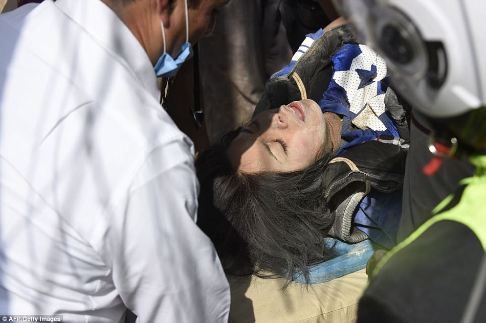 jk美女被扒开   出水超爽