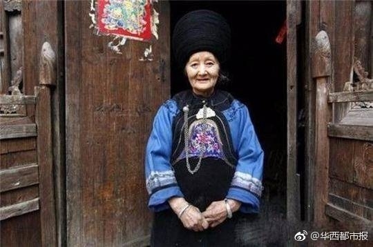 嫩草国产