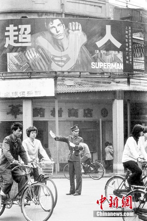 成人 午夜 影片