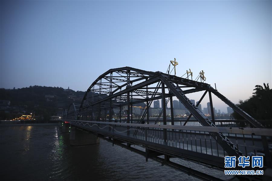 免费无遮挡 视频网站17c