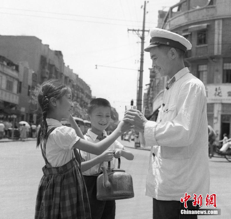開檔內褲