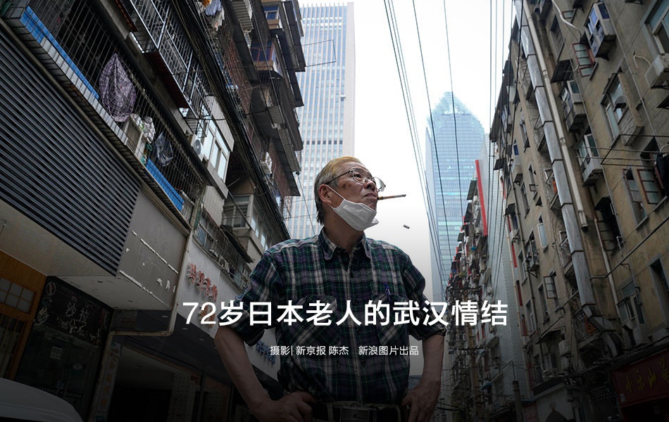 在车里被撞了八次高潮