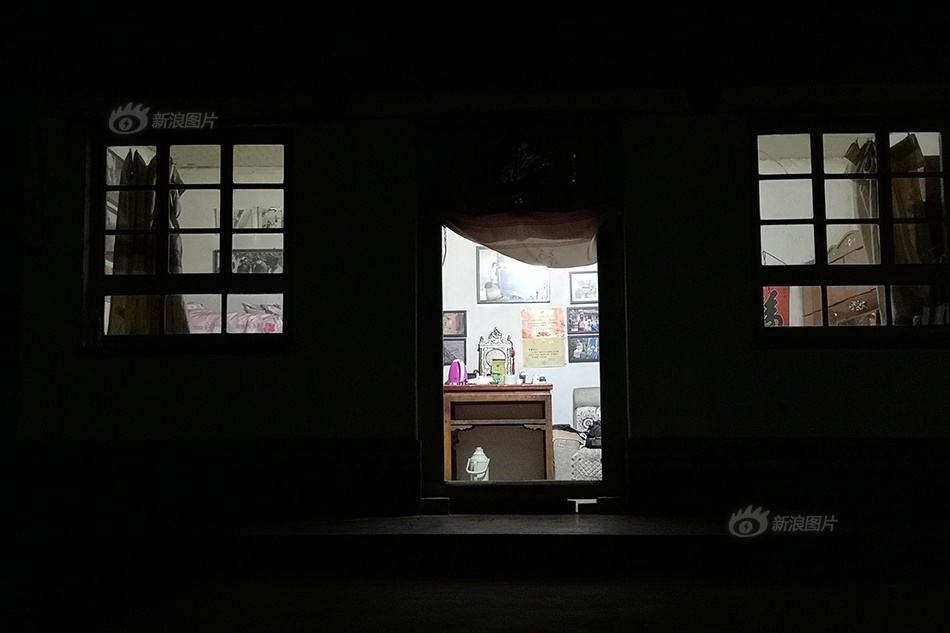 日韩怡红院