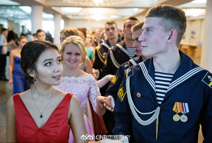 成人 短 片 下载