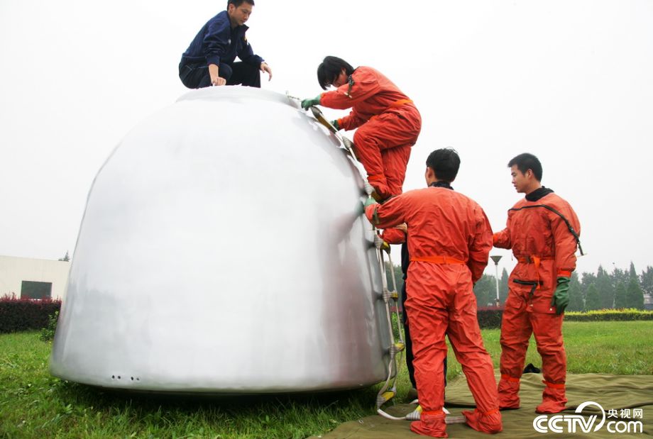 Xxxx特殊按摩精油电影