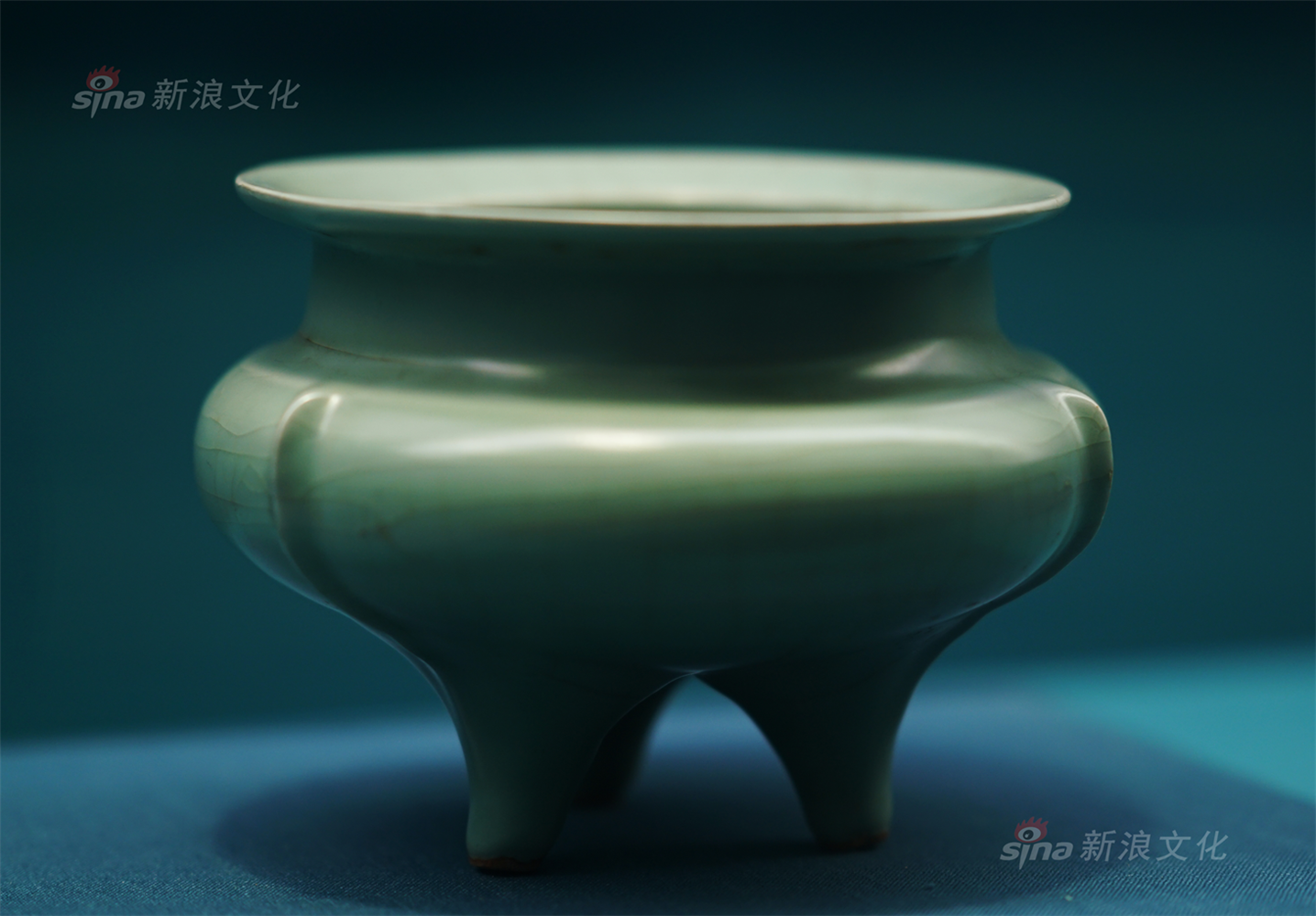 香港女明星论理自摸视频