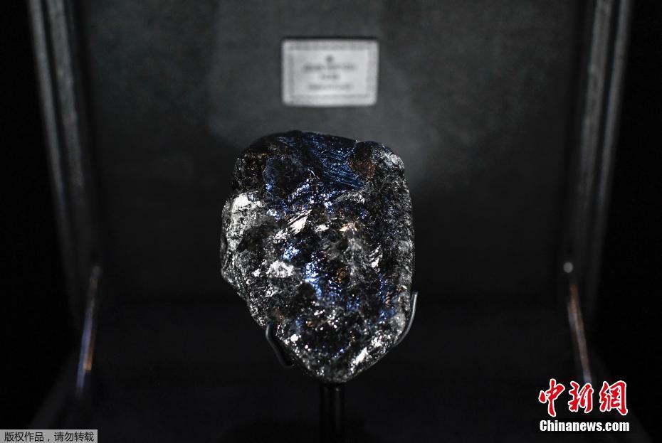 公交车拨开老师内裤