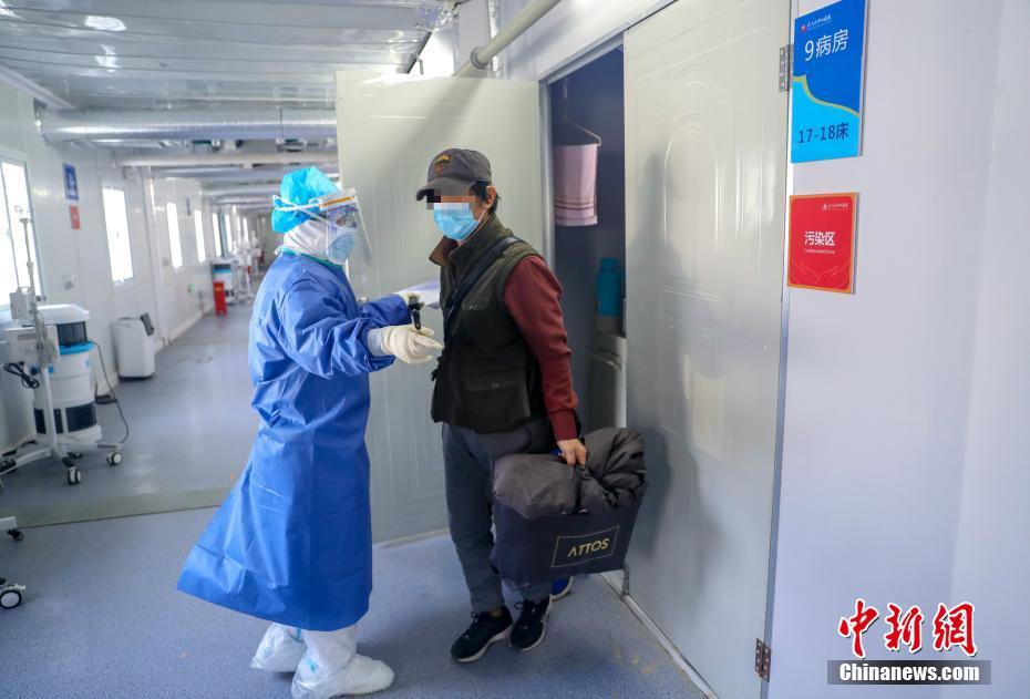 美女自慰高潮迭起