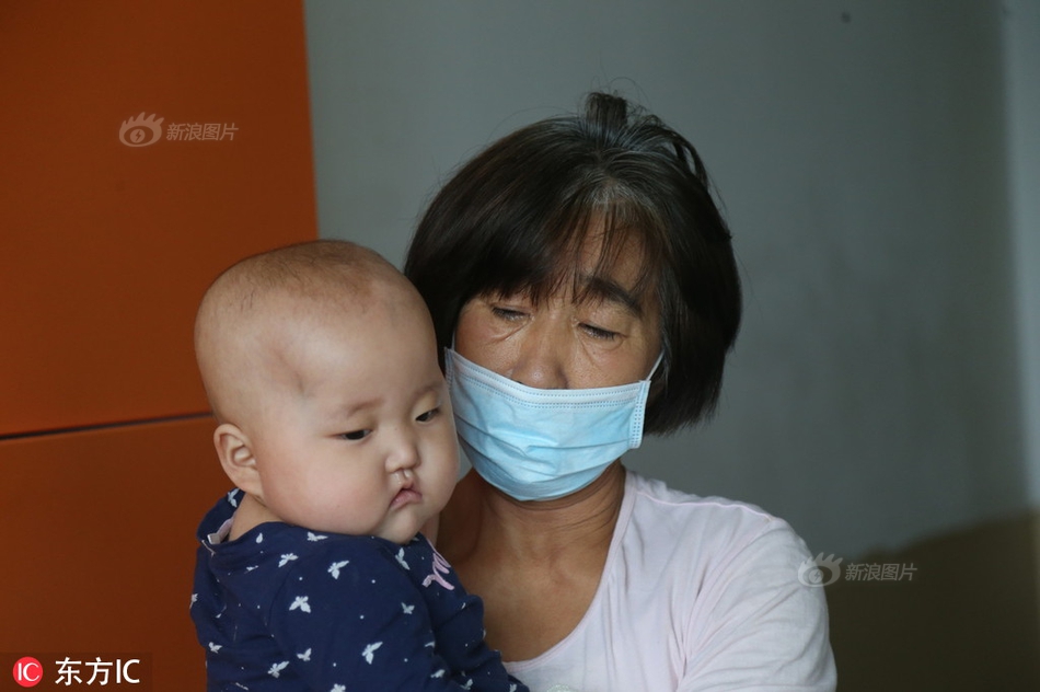 全黄色毛片拉尿来月经偷拍