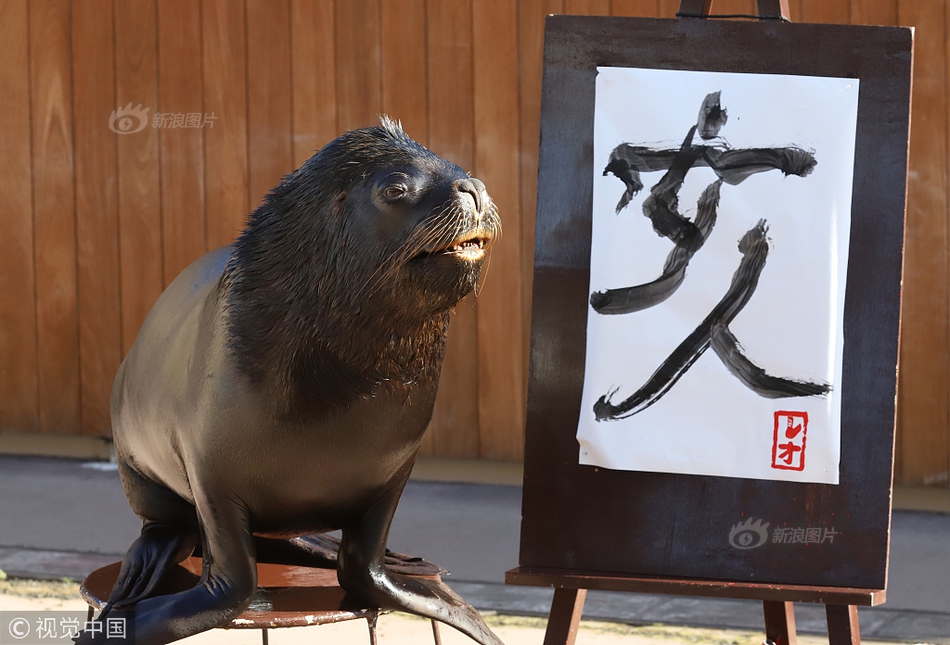 白洁被五人糟蹋一夜