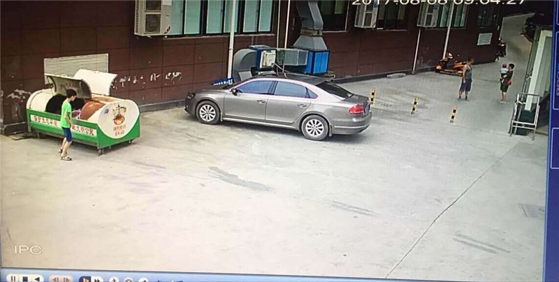 欧美人妻精品三级片