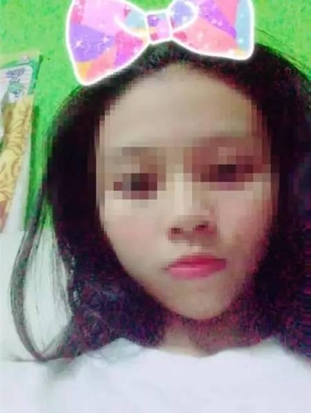 女人扒开尿口让男人桶
