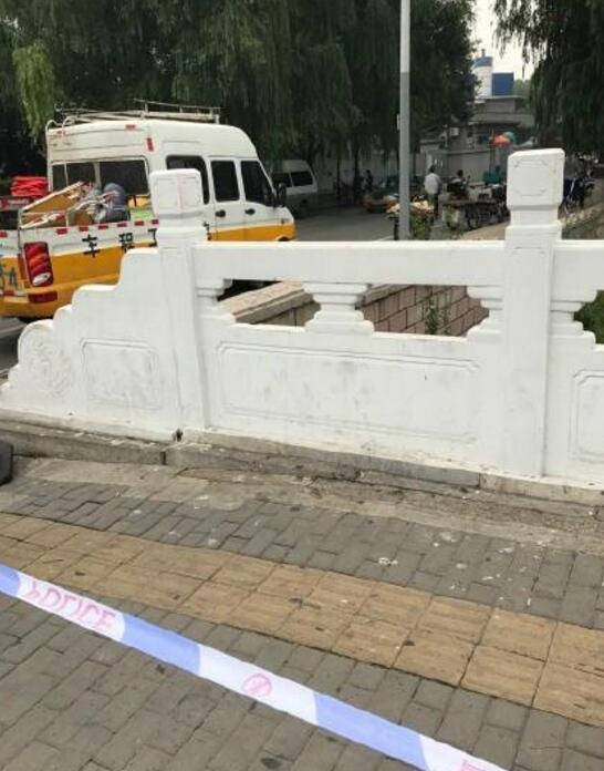 公交车操逼视频