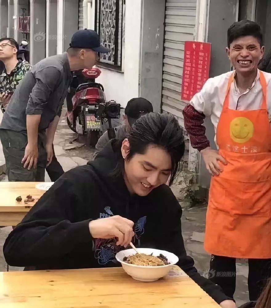 欧美1415Milfsex潮喷