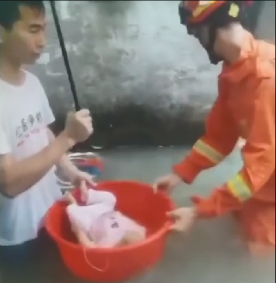 台湾群交乱伦