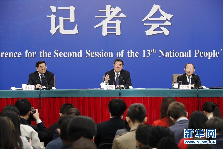 乱淫按摩毛片