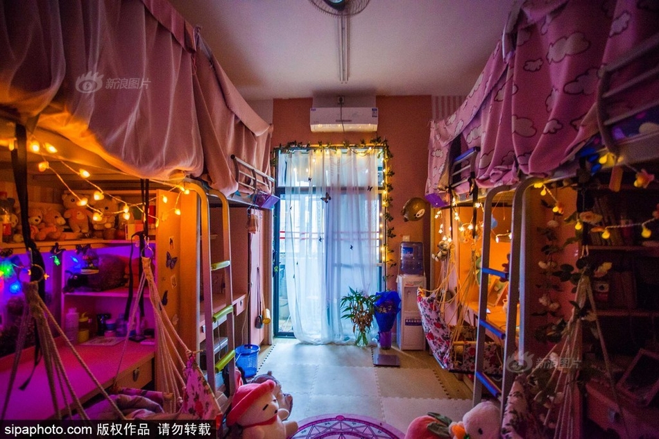 偷拍张柏芝陰毛