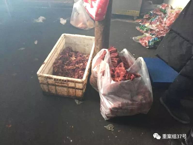 少妇200公斤以上的三级黄三级黄片