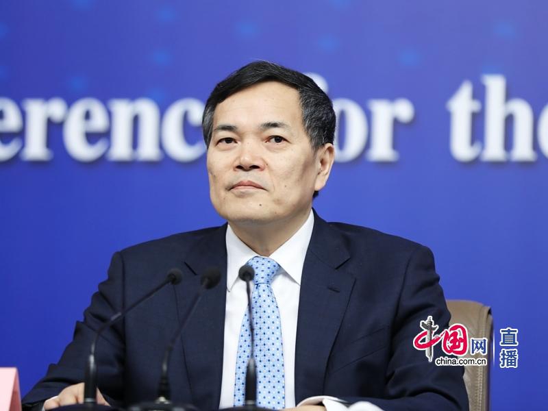 张律渝三部曲的观看