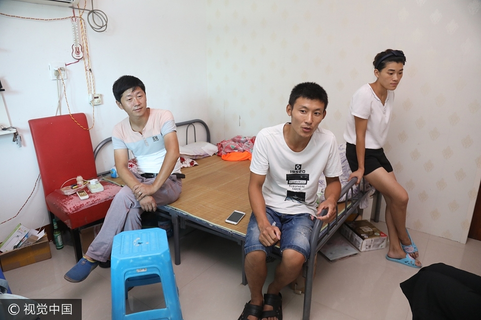 老头插日射射射Xxxx