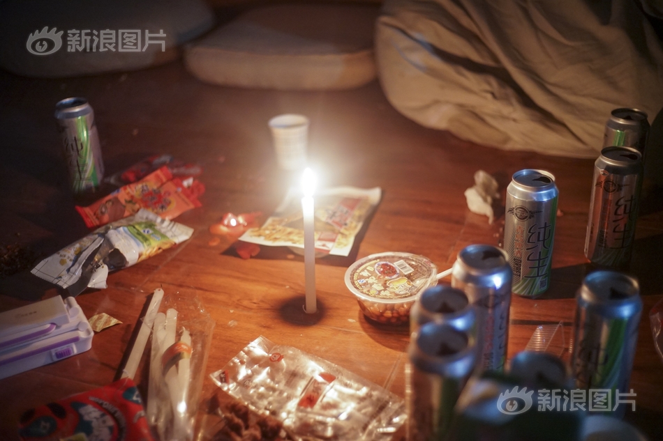 八尺大人
