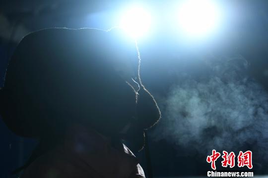 成人黄色一级片