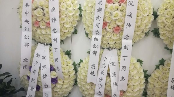免费本地一级片